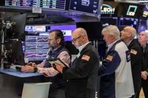 Wall Street zet rally voort op tech; Midden-Oosten-deal blijft in focus