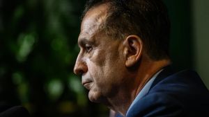 ‘This is not about whether people like or hate Peter’: Inside the audacious idea of V’landys ruling the NRL