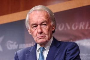VS-senator ondervraagt TikTok-joint venture en Oracle over bescherming gebruikersdata