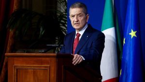 Panetta sveste i panni da colomba e apre alla possibilità di un rialzo dei tassi della Bce