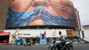 Chi firma per primo tra America e Iran? Tempi stretti per tutti