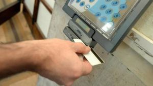 Eav Napoli, dipendente timbrava per altri colleghi: licenziato. In primo grado era stato assolto
