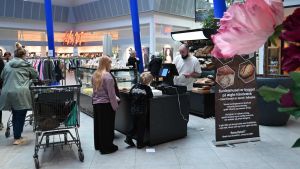 Der­for luk­ke­de butik i stor­cen­tret efter 19 dage: Randers-​butik fik kæde til at ...