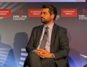 Ο τόπος μας σε ένα σταυροδρόμι