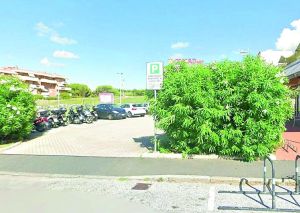 Livorno, vede la vernice fresca sull’auto e sventa la truffa del parafanghi