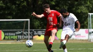 Der ESV Südstern Singen unterliegt dem FC Auggen mit 1:4