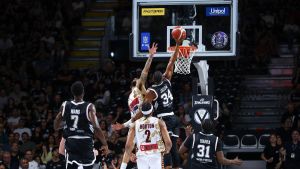 Virtus, gara-1 delle semifinali va a Venezia: vanificato il fattore campo