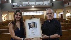 “Tremenda ilusión” en los jóvenes de la Pastoral Universitaria y del Camino Neocatecumenal que acudirán desde Oviedo al encuentro con León XIV en Madrid