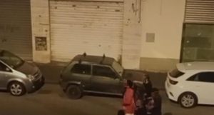 Livorno, i residenti di via Gherardi del Testa ancora nel caos: «Di notte non chiudiamo occhio»