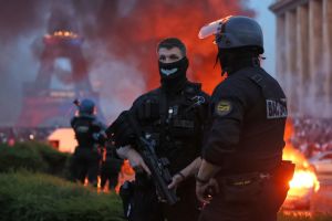 French police arrest over 400 soccer fans in clashes following Champions League win