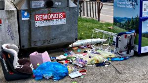 Vom Altkleidercontainer zur Müllkippe: Was manche Bürger sich erlauben