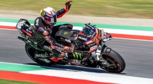 Aprilia domina al Mugello: Fernandez vince la Sprint, Bezzecchi partirà in pole position nel GP