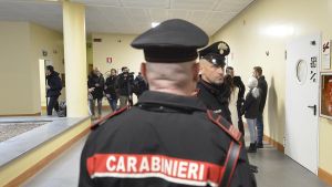Bambini delle elementari palpeggiati dal maestro: potrebbero esserci altri quattro casi