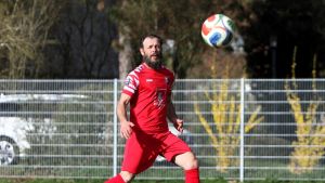FC Uhldingen führt 2:0 und verliert beim AFC Rinia Singen mit 2:3