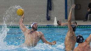 Pallanuoto A1, giovedì alla Longo è in programma gara-due. La De Akker sbatte contro Brescia. Troppe assenze, niente da fare