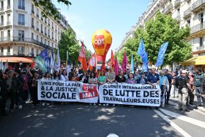 « L’influence grandissante de l’extrême droite menace les travailleurs et les syndicats » : l’alerte de la Confédération syndicale internationale