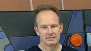 Dirk Schönle triumphiert bei Tischtennis-Vereinsmeisterschaft – Spannung trotz kleiner Teilnehmerzahl