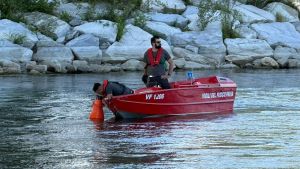 Vigevano, 22enne disperso nel Ticino. La testimone: «L’ho visto scomparire in acqua»
