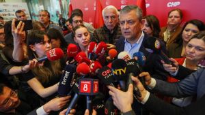 CHP nasıl bir strateji izlemeli?…