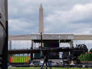 STOSSEL: America still living the dream and prospering