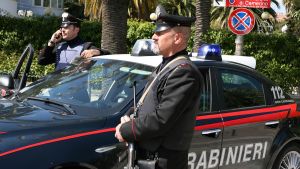 Entra in casa della ex ma non può. Arrestato dai carabinieri e assolto
