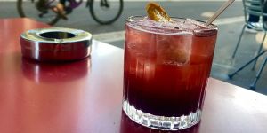 Das Bistro Max begeistert mit frischen Drinks und Antipasti