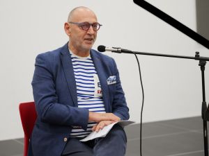 Сбогом на бохема, рибаря и рицаря на бургаските каузи: Отиде си Любен Дилов-син