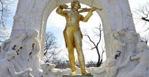 Vom goldenen Strauss zum goldenen Hasen