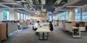 Hybrid work is not always the golden compromise employees expect – even as more companies implement it