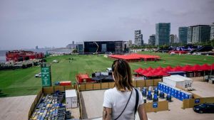 El Primavera Sound, un portaviones musical que atraca en el Fòrum para atraer a 290.000 asistentes