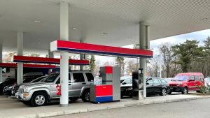 In Slovenia scende ancora il prezzo di benzina e diesel