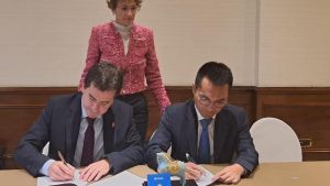 Navarra se alía con China