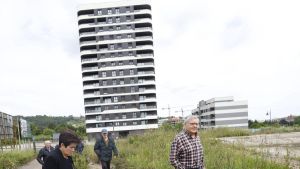 El PSOE se une a la derecha para exigir desde el parlamento asturiano reactivar el plan de vivienda protegida de Ecojove