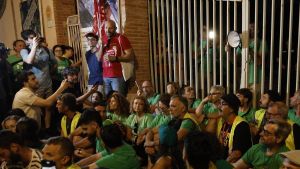 Huelga indefinida y crisis existencial
