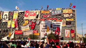Gezi’de düğümlenen siyaset…