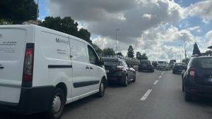 Traffico, mattinata da incubo a Firenze. Incidenti e chiusure: ore in coda per raggiungere la città