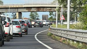 Traffico in tilt: Autostrada e Fi-Pi-Li, l’altro fronte dei gravi disagi. Un mercoledì nero