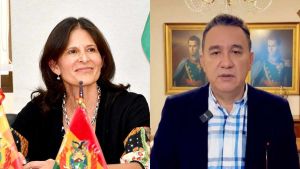 Renuncian dos ministros de Paz en plena crisis; movilizados mantienen exigencia de dimisión
