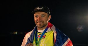 Ultra-runner smashes record in epic 400-mile challenge