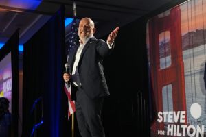 Outsiders Night: GOP ‘Change’ Agents Rattle Deep-Blue California