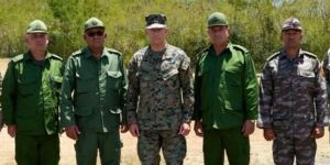 General americano de cuatro estrellas en Guantánamo: ¿diálogo o contención?