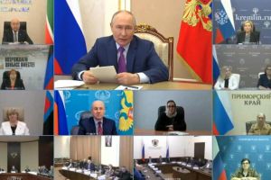 Предложение Путина реорганизовать филфаки вызвало всплеск ностальгии у выпускниц «факультетов невест»