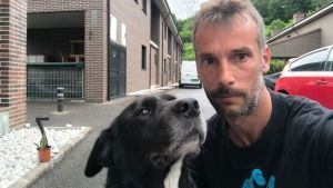 Rubén Adrián Martín estuvo año y medio esperando para que un traumatólogo le viese en el HUCA: 