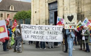 Procédure bâillon : le tribunal déclare « nulle » la procédure de Murmures de la cité contre l’Humanité