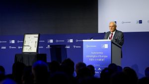 El reto de reinventar Europa para plantar cara a las superpotencias