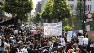 Los profesores asturianos amenazan con volver a las calles en septiembre: 