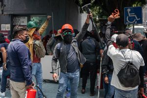 La inmolación de los duros boicotea a la 4T