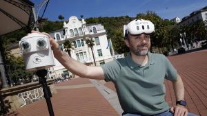 El ingeniero de Luarca que tiene la fórmula para viajar sin moverse y que ha ideado una aplicación educativa para 