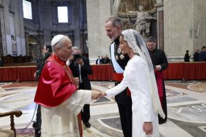 Visita del Papa: prioridad nacional-católica