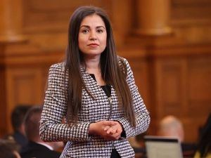 Галя Василева става депутат: Ще продължа делото на Любен Дилов от парламента!